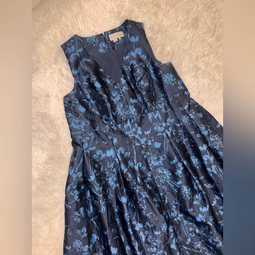 NEW Sachin & Babi Brooke Floral Sleeveless Empire Waist Mikado Blue Gown Sz 18w - Picture 3 of 7